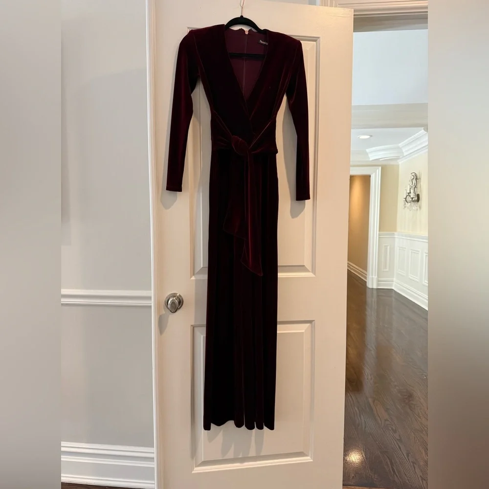 Nookie Red Long Sleeve V-Neck Jumpsuit - Picture 6 of 6